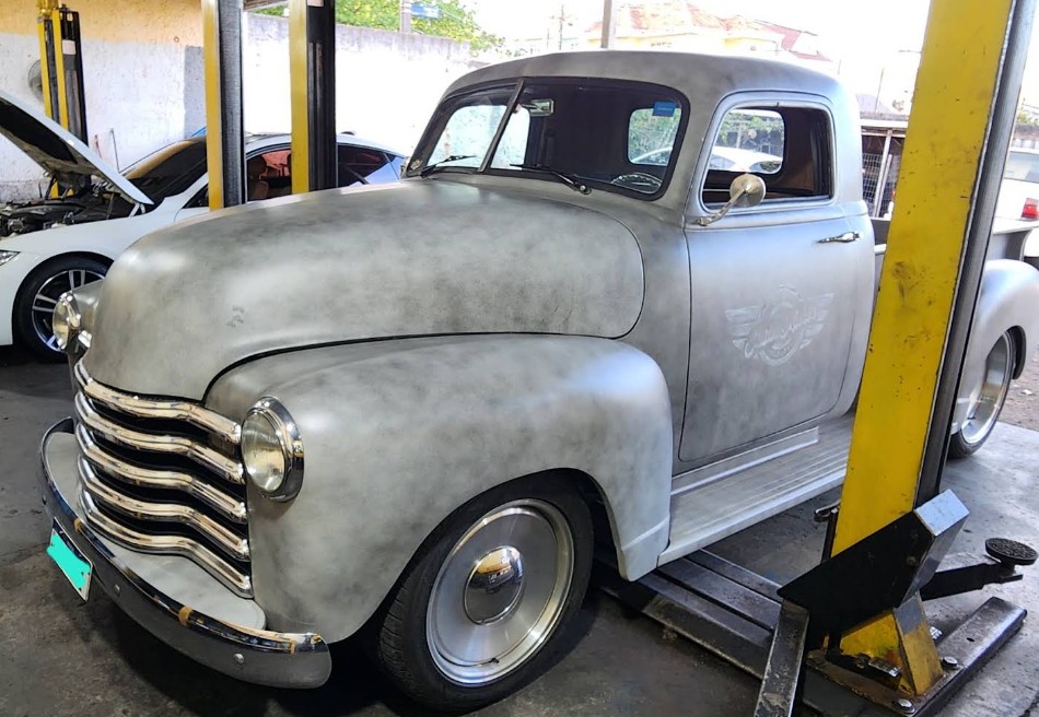Restauração de Pick-up Vintage Clássica na Go Car